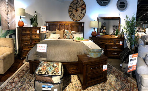 Furniture Store «Ashley HomeStore», reviews and photos, 9027 E 71st St, Tulsa, OK 74133, USA