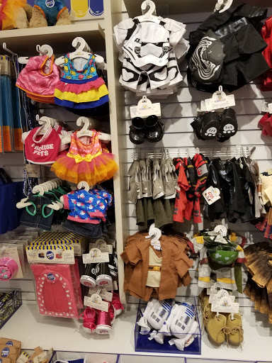 Toy Store «Build-A-Bear Workshop», reviews and photos, 4130 Summit Plaza Dr, Louisville, KY 40241, USA
