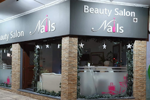 Beauty Salon Nails image