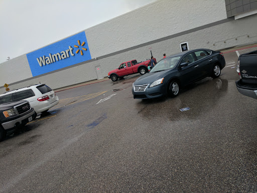 Department Store «Walmart Supercenter», reviews and photos, 3115 Edgar Brown Dr, West Orange, TX 77630, USA