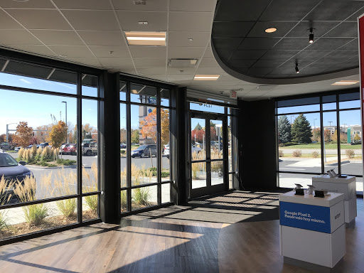 Cell Phone Store «Verizon», reviews and photos, 1234 S Hover Rd #200, Longmont, CO 80501, USA