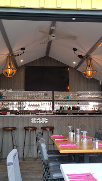 Atmosphère du Bar-restaurant à huîtres La Cabane du Pêcheur à Le Château-d'Oléron - n°3