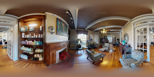 Beauty Salon «Salon at Vaught House & Hair Extensions», reviews and photos, 718 W Abram St, Arlington, TX 76016, USA