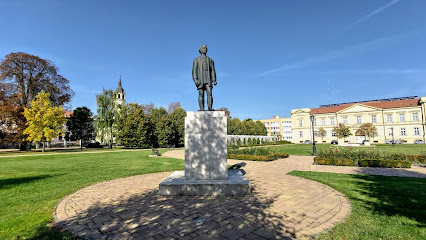 Gróf Szapáry Gyula szobor