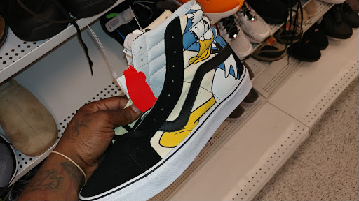 Clothing Store «Ross Dress for Less», reviews and photos, 2936 Interstate 45 N, Conroe, TX 77303, USA