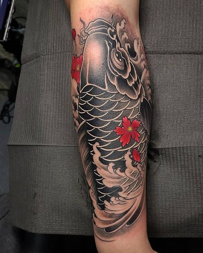 Explore mirror tattoo ideas, creative tattoo ideas in Anchorage, available at SDITATTOO, LLC
