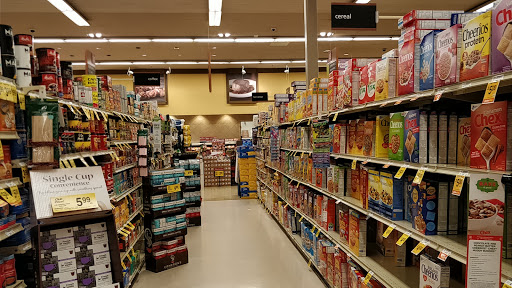 Grocery Store «Safeway», reviews and photos, 1688 Anderson Rd, McLean, VA 22102, USA