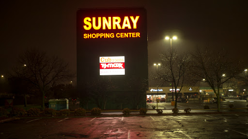 Shopping Mall «Sun Ray Shopping Center», reviews and photos, 2089 Old Hudson Rd, St Paul, MN 55119, USA