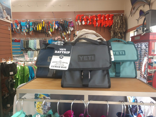 Sporting Goods Store «Half Hitch-Panama City Beach», reviews and photos, 2206 Thomas Dr, Panama City, FL 32408, USA