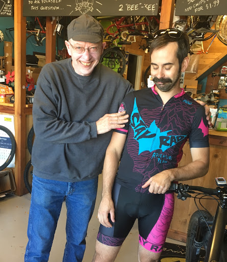 Bicycle Store «2 Bici Bicycle Shop», reviews and photos, 8695 Archer Ave, Willow Springs, IL 60480, USA