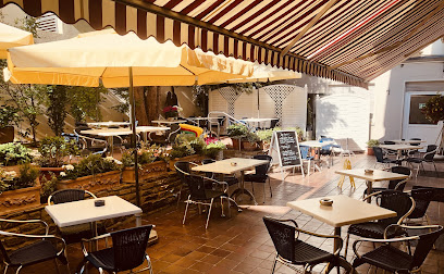 Café Strickmann - Wißstraße 26-28, 44137 Dortmund, Germany