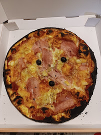 Plats et boissons du Pizzas à emporter Le Chalet à pizzas à Montignac-Lascaux - n°8