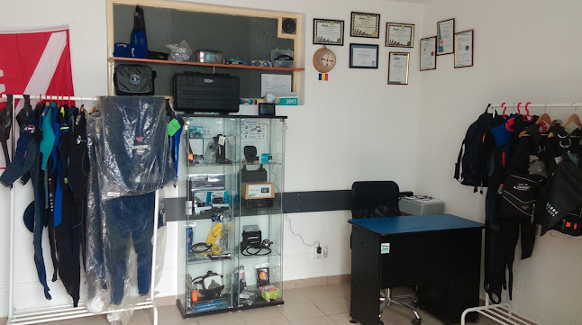 Comentarii opinii despre T101 - Technical & Diving Ops (OmnisMares SRL)