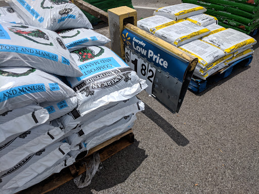 Department Store «Walmart Supercenter», reviews and photos, 1550 Nashville Rd, Franklin, KY 42134, USA