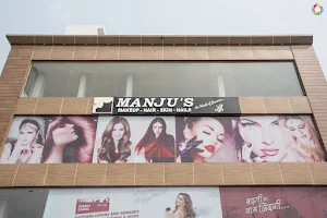 Manju's the world of glamour image