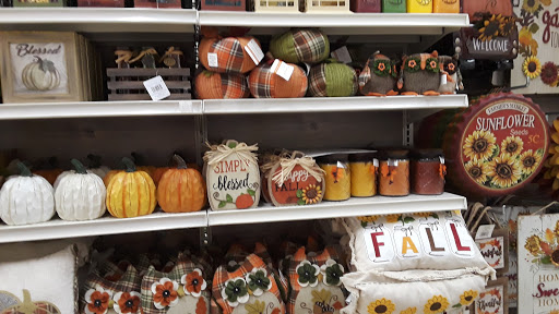 Craft Store «Michaels», reviews and photos, 1420 E Golf Rd, Schaumburg, IL 60173, USA