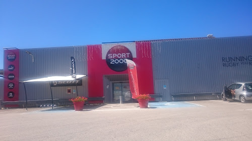 Magasin d'articles de sports Sport 2000 Jayat Jayat