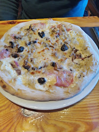 Pizza du Restaurant de fondues La Marmotte à Vars - n°6