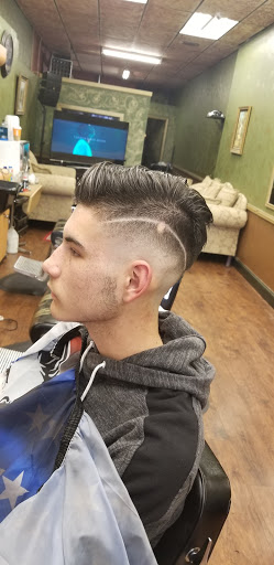 Barber Shop «Yunonfinity BarberShop», reviews and photos, 26 Glen St, Glen Cove, NY 11542, USA