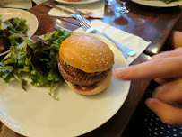 Hamburger du Restaurant français Le Petit Marcel à Paris - n°5
