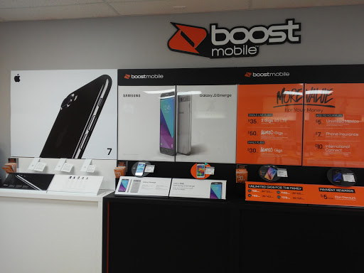 Cell Phone Store «Boost Mobile Store by Yakety Yak Wireless», reviews and photos, 9904 Old Baymeadows Rd, Jacksonville, FL 32256, USA