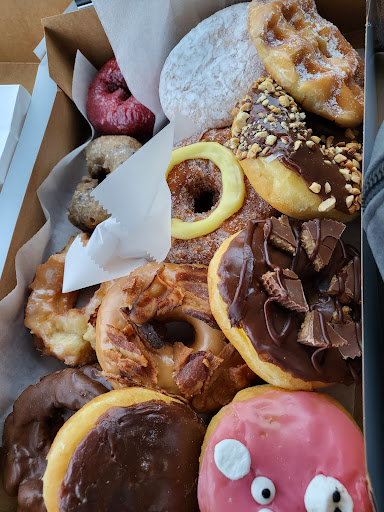 Donut Shop «Sarah Donuts», reviews and photos, 5860 Jimmy Carter Blvd #155, Norcross, GA 30071, USA