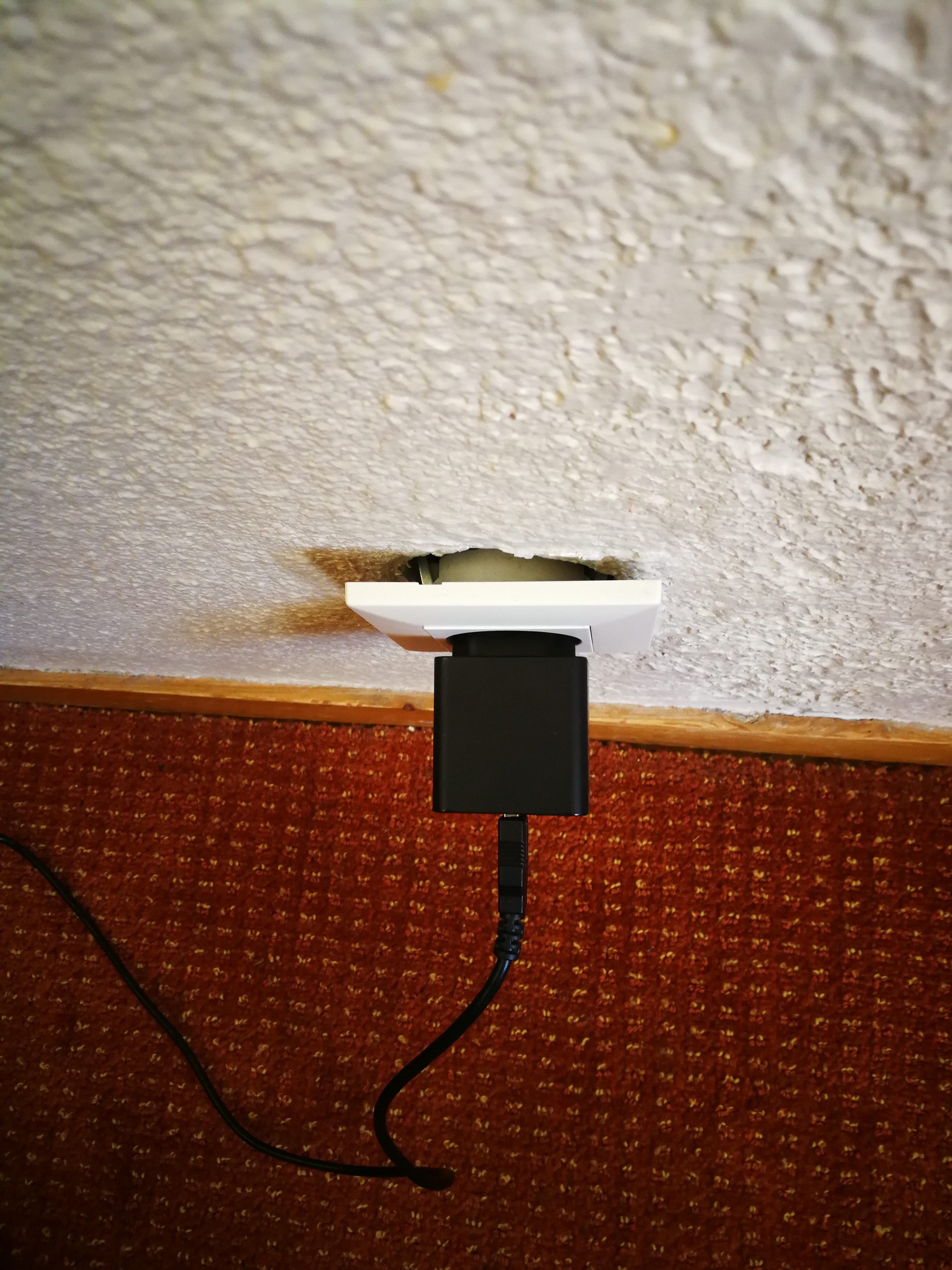 Photo n° 2 de l'avis de Louca.a fait le 19/04/2018 à 07:52
