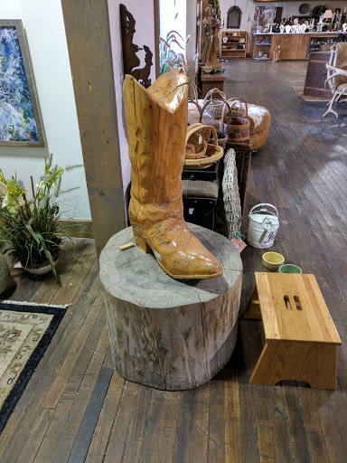 Furniture Store «Great Train Robbery», reviews and photos, 2120 Tynecastle Hwy # 3, Banner Elk, NC 28604, USA