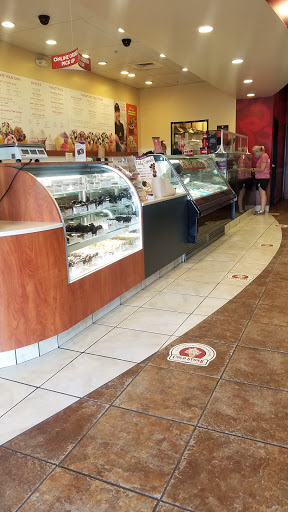 Ice Cream Shop «Cold Stone Creamery», reviews and photos, 6800 S Westnedge Ave g, Portage, MI 49002, USA