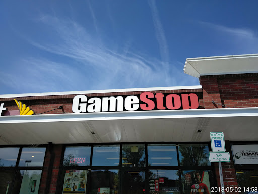 Video Game Store «GameStop», reviews and photos, 2275 NE 27th St #108, McMinnville, OR 97128, USA