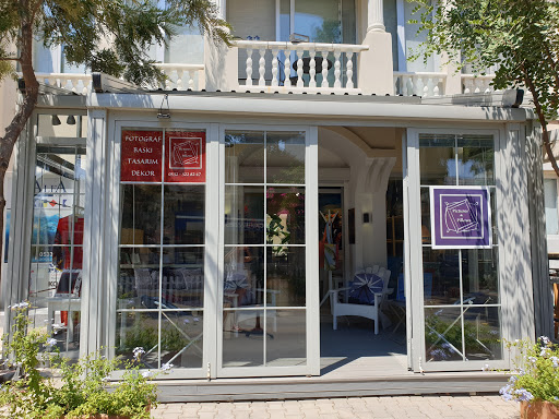 Pictures And Pillows