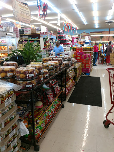 Supermarket «Baja Ranch Market», reviews and photos, 2515 N Fair Oaks Ave, Altadena, CA 91001, USA