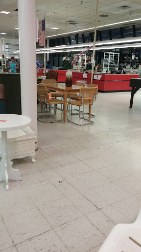 Thrift Store «The Salvation Army Family Store & Donation Center», reviews and photos