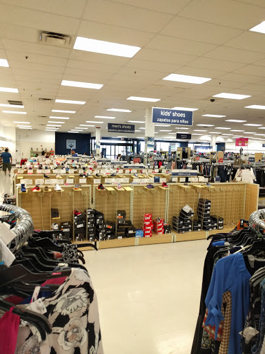 Department Store «Marshalls», reviews and photos, 2544 N Narragansett Ave, Chicago, IL 60707, USA