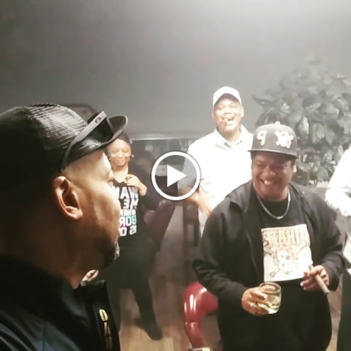 Cigar Shop «Tobacco Road Fine Cigars, Indoor Golf & Gifts.», reviews and photos, 3118 S Cooper St, Arlington, TX 76015, USA