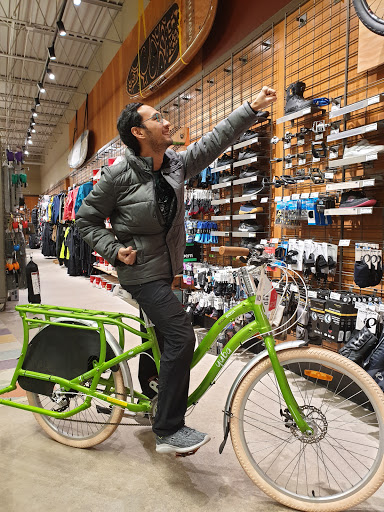 Camping Store «REI», reviews and photos, 1955 County Road B2 W, Roseville, MN 55113, USA