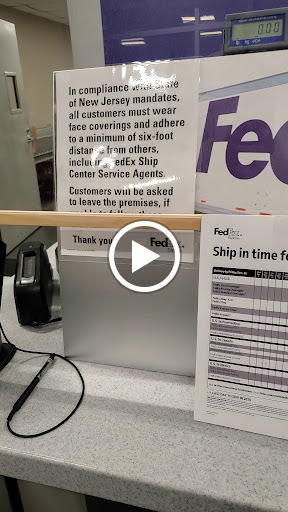 Shipping and Mailing Service «FedEx Ship Center», reviews and photos, 80 Raritan Center Pkwy, Edison, NJ 08837, USA