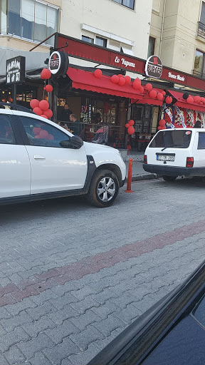1983 Beyoğlu Çikolata Ve Kahve