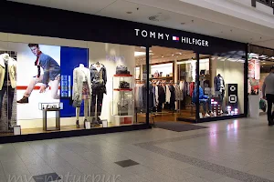 Tommy Hilfiger Store - Galerie Rostocker Hof image