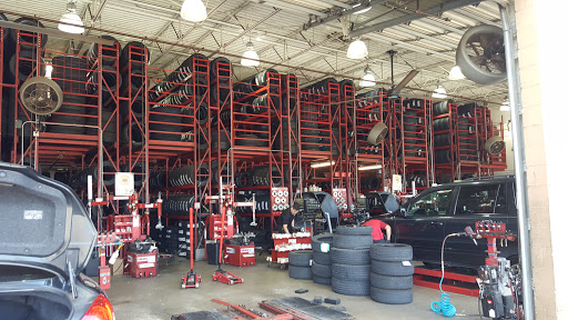 Tire Shop «Discount Tire Store - Plano, TX», reviews and photos, 8700 Ohio Dr, Plano, TX 75024, USA