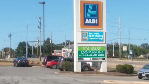Supermarket «ALDI», reviews and photos, 1708 N Illinois St, Swansea, IL 62226, USA