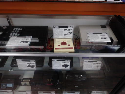 Video Game Store «Game Over Videogames», reviews and photos, 602 NW Loop 410 #111, San Antonio, TX 78216, USA