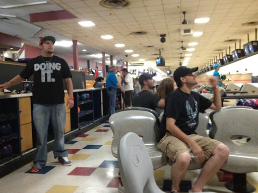 Bowling Alley «AMF Pro Bowl Lanes», reviews and photos, 505 E 18th Ave, North Kansas City, MO 64116, USA