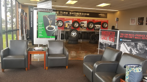 Tire Shop «Firestone Complete Auto Care», reviews and photos, 1008 Nederland Ave, Nederland, TX 77627, USA