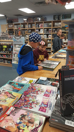 Video Game Store «Level Up Games, Comics, and More», reviews and photos, 207 13th Ave S, South St Paul, MN 55075, USA