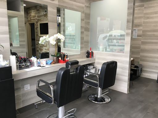 Hair Salon «Cortelyou Style Beauty & Hair Salon», reviews and photos, 916 Cortelyou Rd, Brooklyn, NY 11218, USA