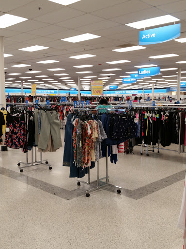 Clothing Store «Ross Dress for Less», reviews and photos, 1945 W Palmetto St, Florence, SC 29501, USA