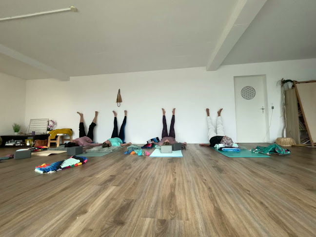 Rezensionen über YogaWithNadia in Val-de-Ruz - Yoga-Studio