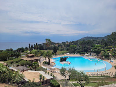 Azzurra Immo: Le Village de Cap Esterel à Saint-Raphaël