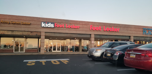 Shopping Mall «Roosevelt Mall», reviews and photos, 2339 Cottman Ave #1, Philadelphia, PA 19149, USA